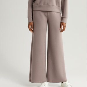 Spanx Air Essentials Wide Leg Pants Small Tall